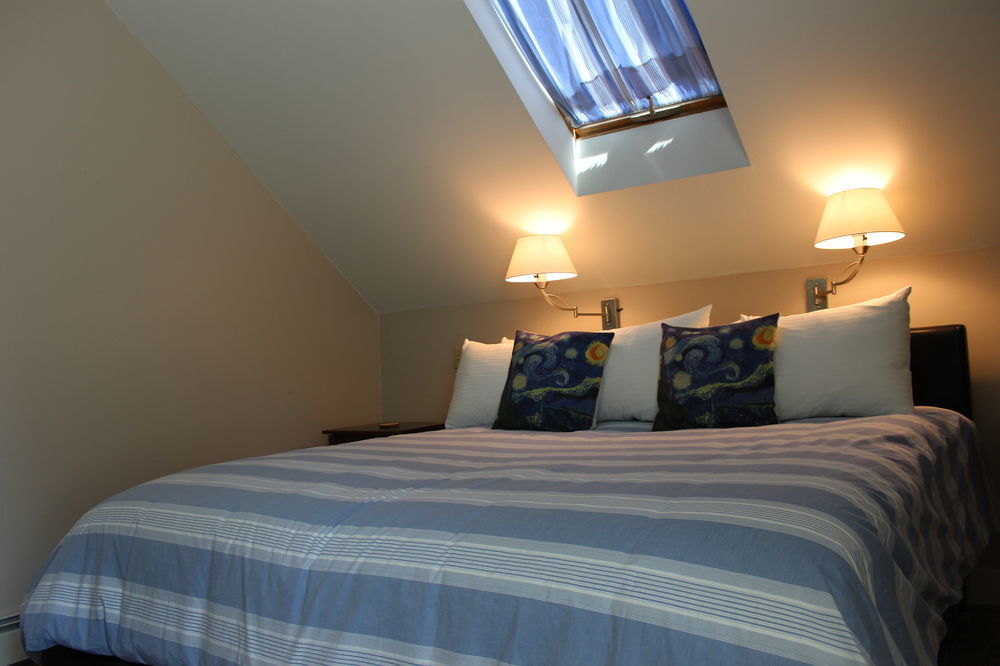 Heart Of The Village Bed & Breakfast In Shelburne Vt Extérieur photo